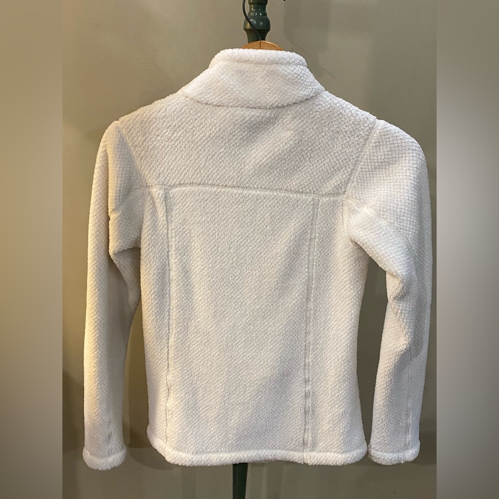 Patagonia size XXS winter white 1/4 snap fleece